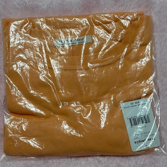 Free People ~ We The Free Nina Tee ~ Color: Cactus Flower ~ Size: Large ~ NWT - Picture 3 of 5